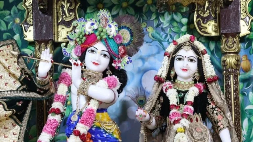 Janmashtami Special Sarva Siddhi Pradayak Krishna Maha Yagya for Success and Wealth, Shri Radha Krishna Abhishek for Relationships and Happiness in Family and Shri Radha Krishna Maha Aarti